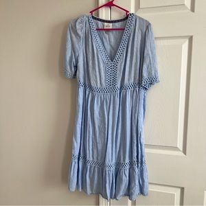 Knox Rose light blue v neck dress